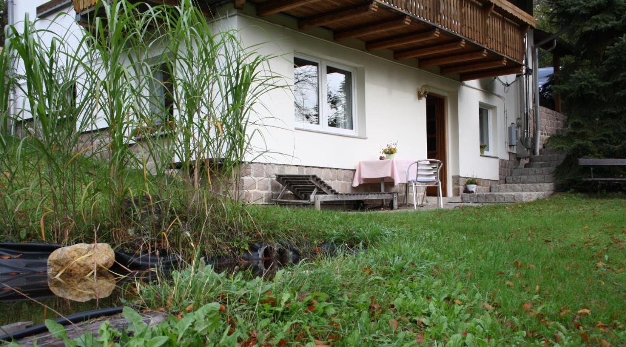 Ferienhaus "Am Schleifenbach" Saalfeld Saale Extérieur photo