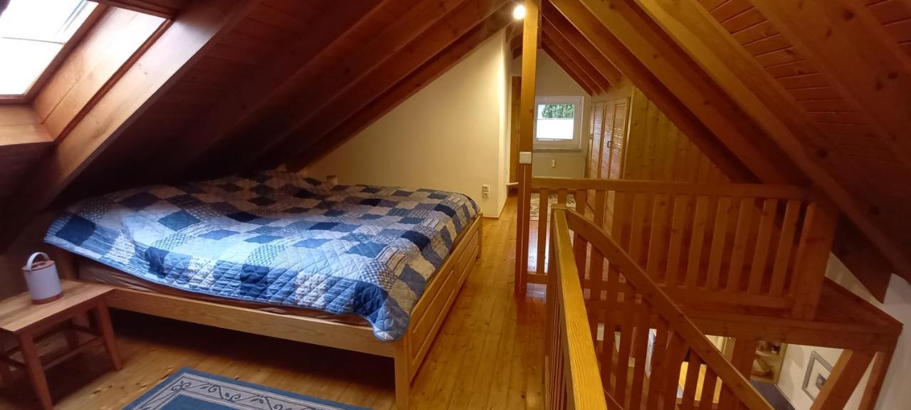 Ferienhaus "Am Schleifenbach" Saalfeld Saale Extérieur photo