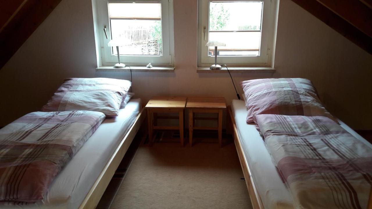 Ferienhaus "Am Schleifenbach" Saalfeld Saale Extérieur photo